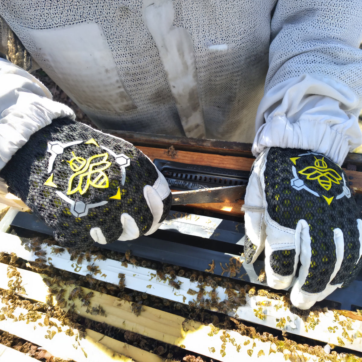 Apis Tactical Beekeeping Gloves